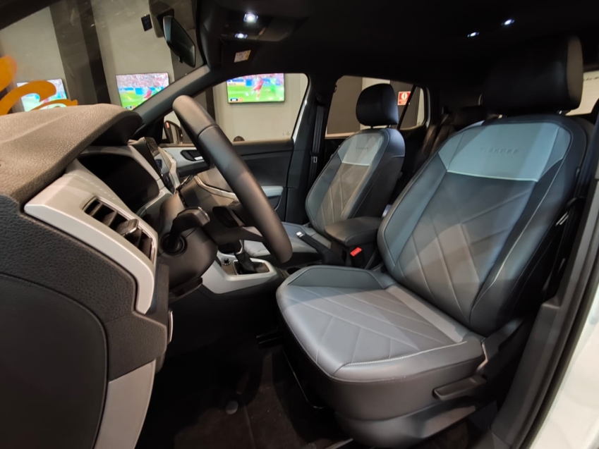 Volkswagen-T-CROSS-1.0 200 TSI TOTAL FLEX COMFORTLINE AUTOMÁTICO
