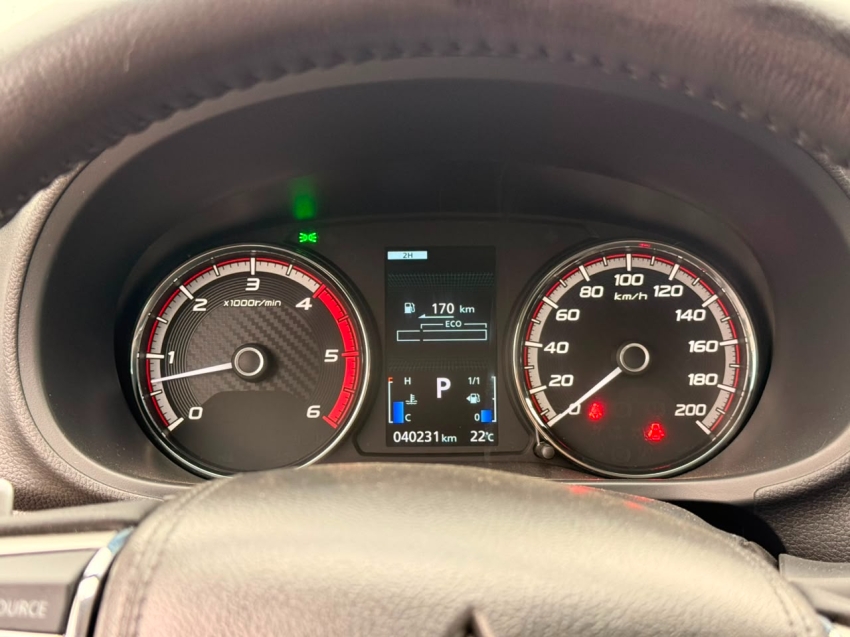 Mitsubishi-L200 TRITON-2.4 16V TURBO DIESEL SPORT HPE-S CD 4P 4X4 AUTOMÁTICO