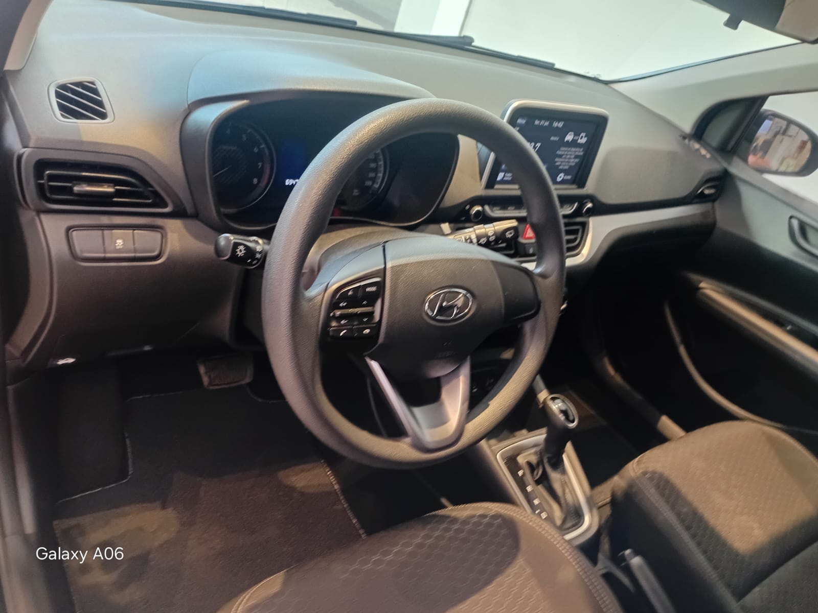 Hyundai-HB20-HB20 1.0M VISION