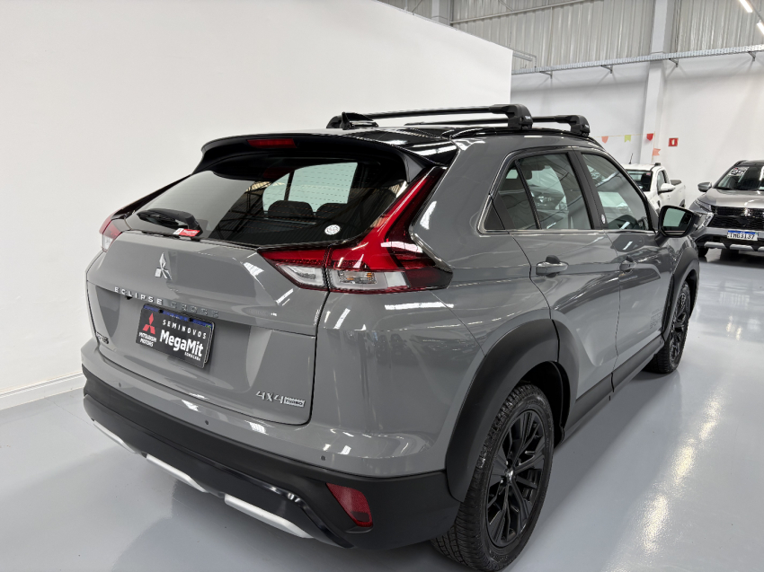 Mitsubishi-ECLIPSE CROSS-1.5 MIVEC TURBO GASOLINA HPE-S S-AWC MOTORSPORTS CVT