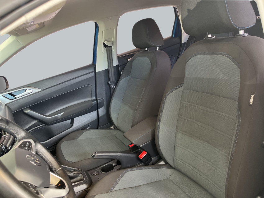 Volkswagen-NIVUS-1.0 200 TSI TOTAL FLEX COMFORTLINE AUTOMÁTICO