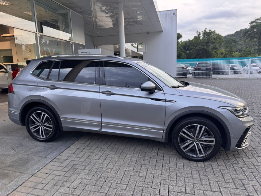 Volkswagen-TIGUAN-2.0 300 TSI GASOLINA ALLSPACE R-LINE AUTOMÁTICO