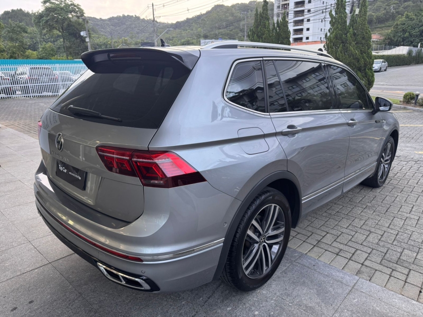 Volkswagen-TIGUAN-2.0 300 TSI GASOLINA ALLSPACE R-LINE AUTOMÁTICO