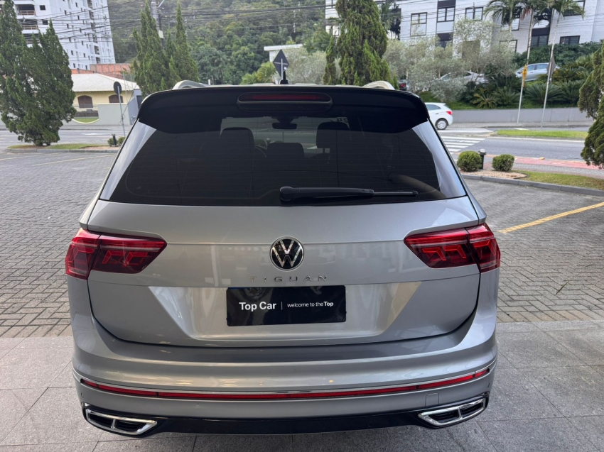 Volkswagen-TIGUAN-2.0 300 TSI GASOLINA ALLSPACE R-LINE AUTOMÁTICO