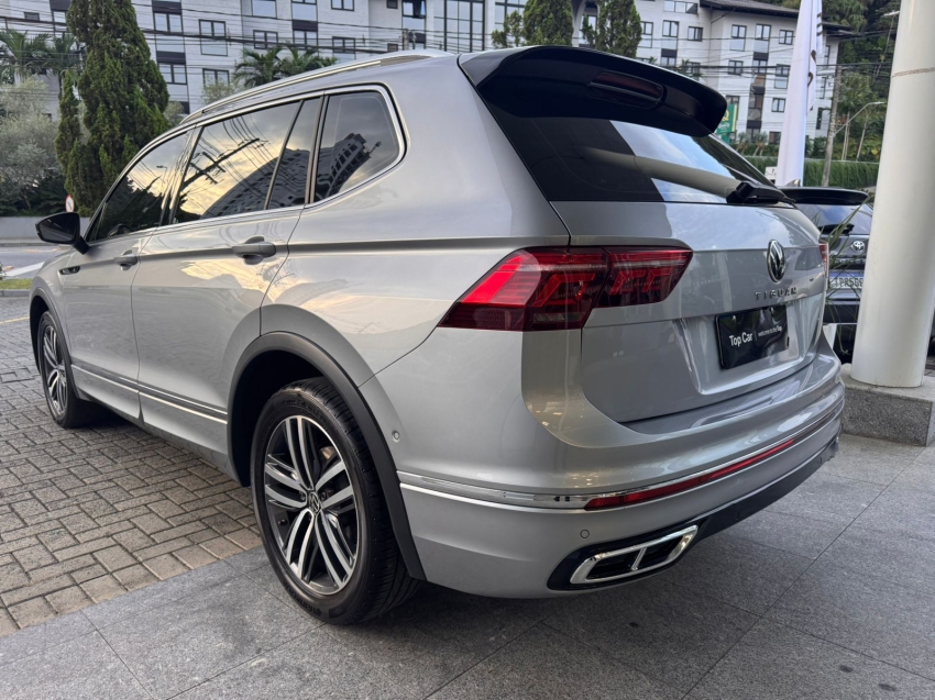 Volkswagen-TIGUAN-2.0 300 TSI GASOLINA ALLSPACE R-LINE AUTOMÁTICO