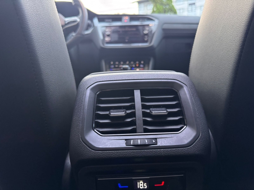 Volkswagen-TIGUAN-2.0 300 TSI GASOLINA ALLSPACE R-LINE AUTOMÁTICO