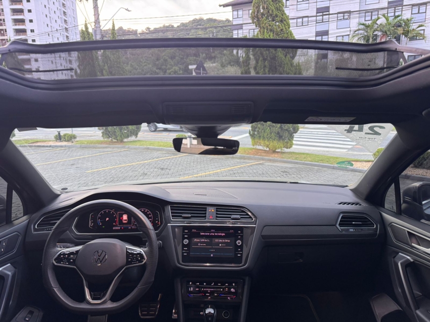 Volkswagen-TIGUAN-2.0 300 TSI GASOLINA ALLSPACE R-LINE AUTOMÁTICO
