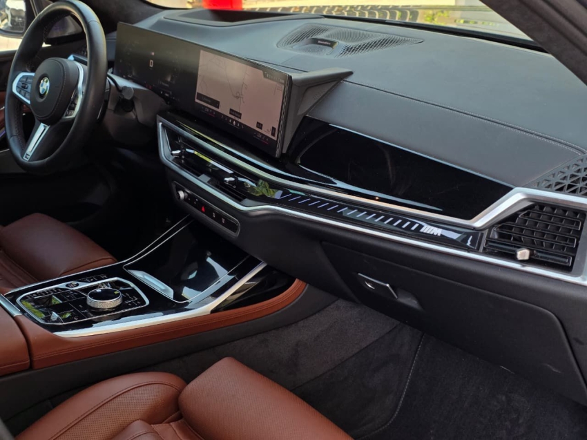 BMW-X7-4.4 V8 GASOLINA M60i STEPTRONIC