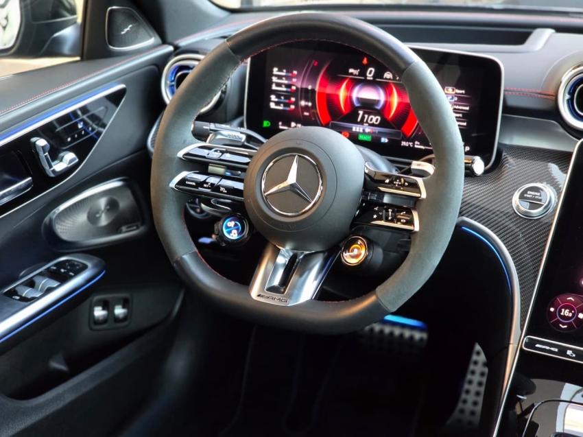 MERCEDES BENZ-C 63 AMG-2.0 TURBO PHEV S E PERFORMANCE 4MATIC+ SPEEDSHIFT