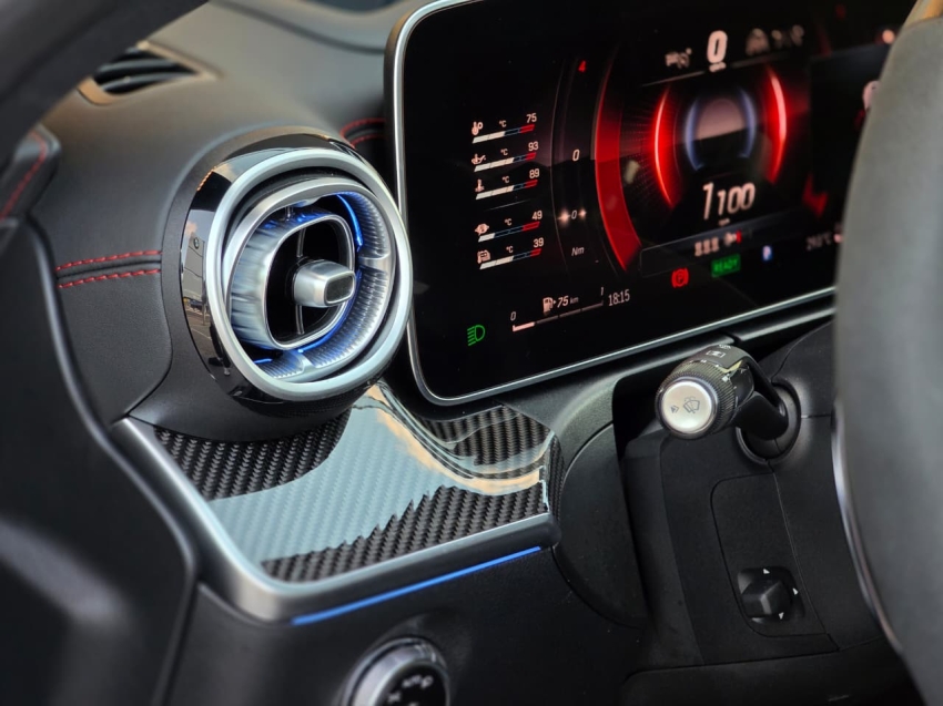 MERCEDES BENZ-C 63 AMG-2.0 TURBO PHEV S E PERFORMANCE 4MATIC+ SPEEDSHIFT