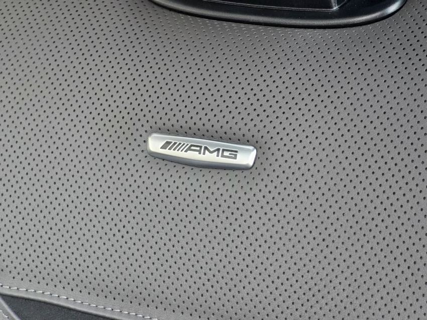 MERCEDES BENZ-C 63 AMG-2.0 TURBO PHEV S E PERFORMANCE 4MATIC+ SPEEDSHIFT