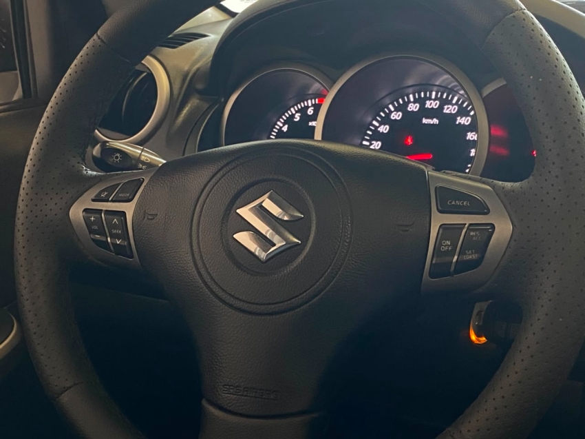 Suzuki-GRAND VITARA-2.0 4X4 16V GASOLINA 4P AUTOMÁTICO