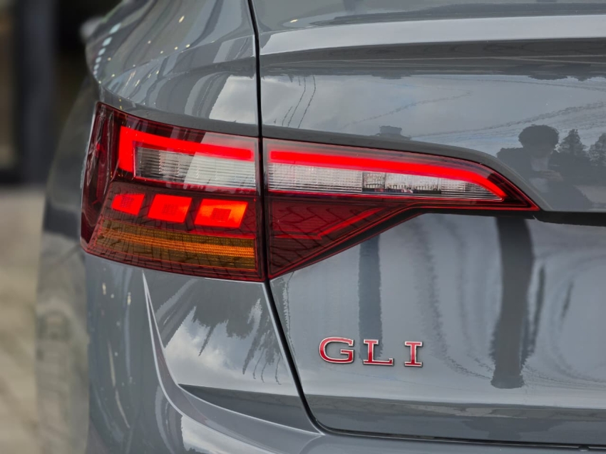 Volkswagen-JETTA-2.0 350 TSI GASOLINA GLI DSG