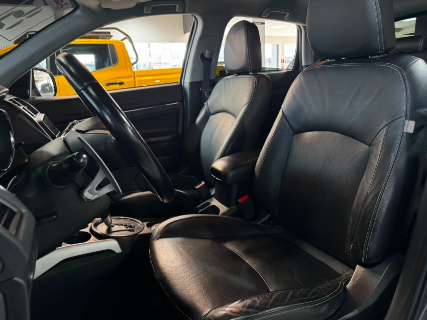 Mitsubishi-ASX-2.0 4X4 AWD 16V GASOLINA 4P AUTOMÁTICO