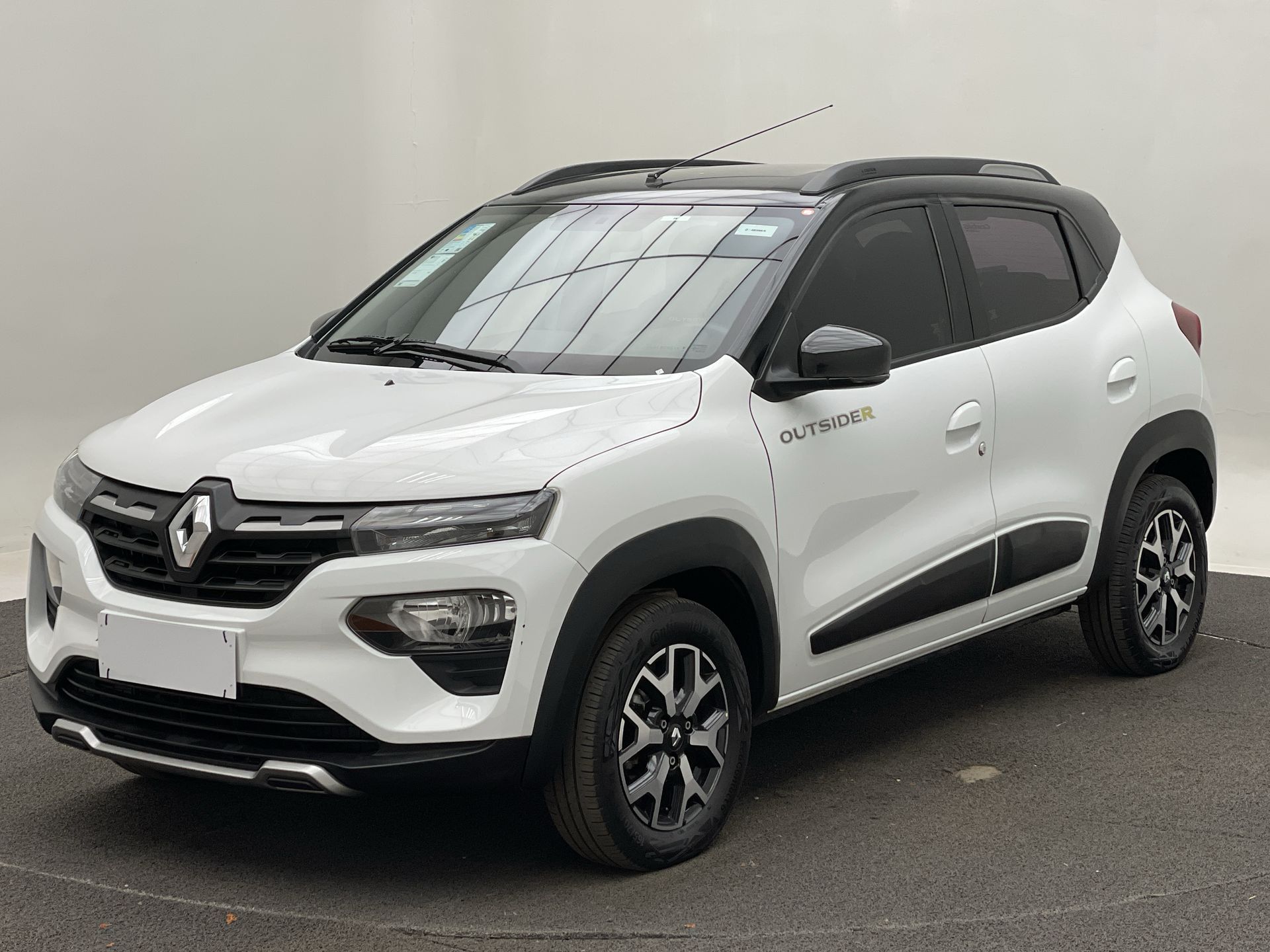 KWID OUTSIDER 1.0 Flex 12V 5p Mec.