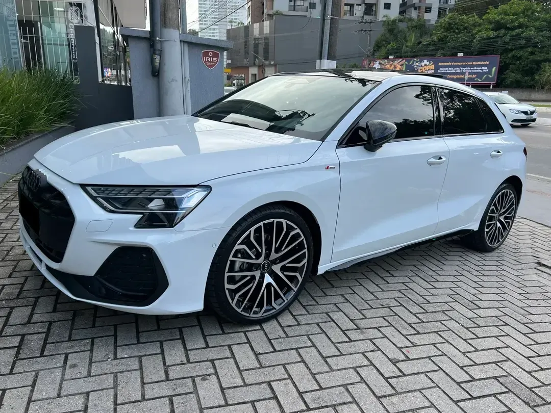 Audi-A3-A3 Sportb. Performance Black 2.0 S-tron.