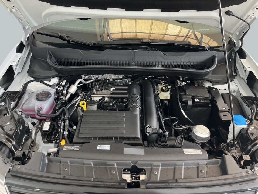 Volkswagen-T-CROSS-1.4 250 TSI TOTAL FLEX HIGHLINE AUTOMÁTICO