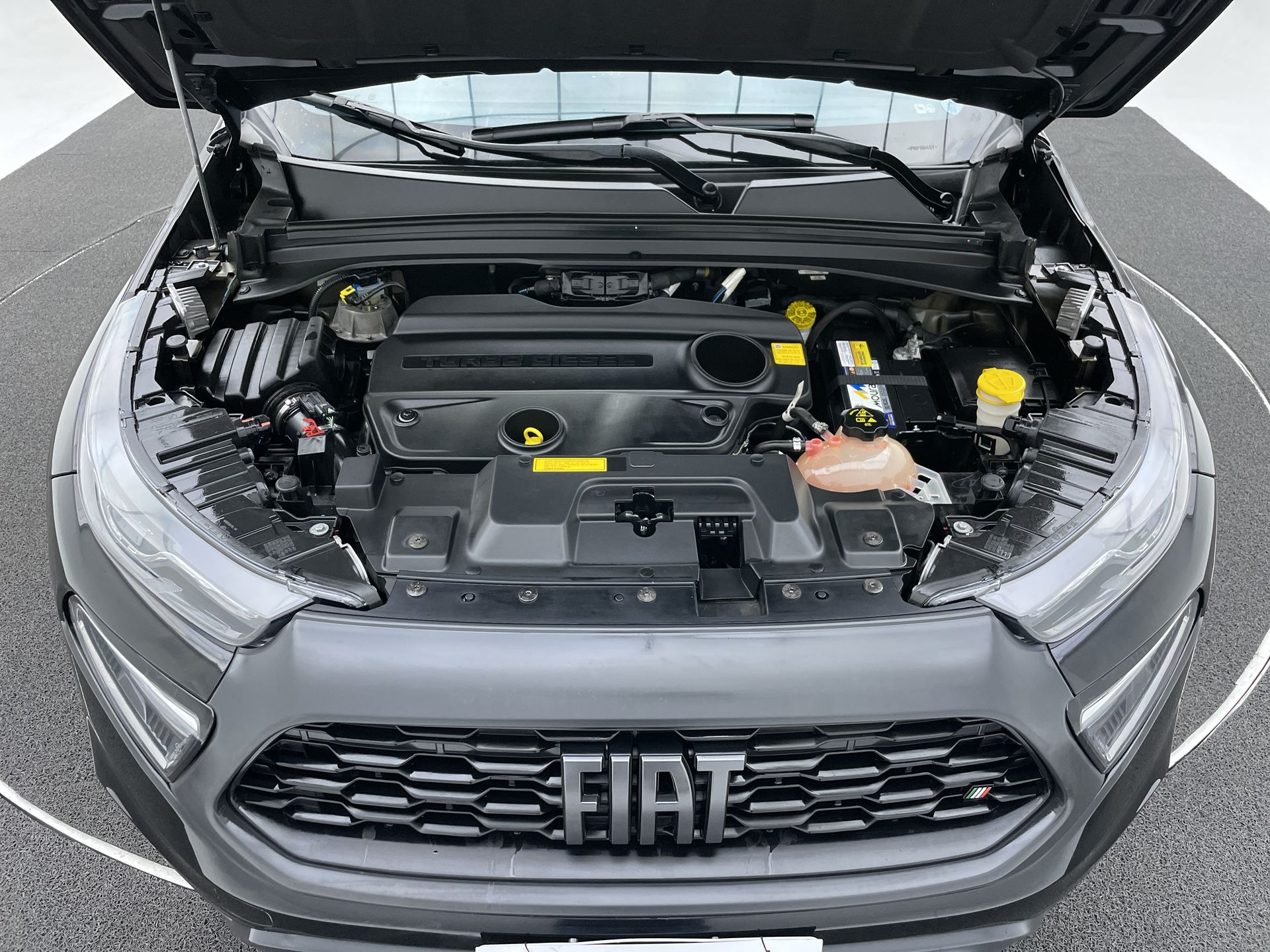Fiat-TORO-Toro Ultra 2.0 16V 4x4 TB Diesel Aut.
