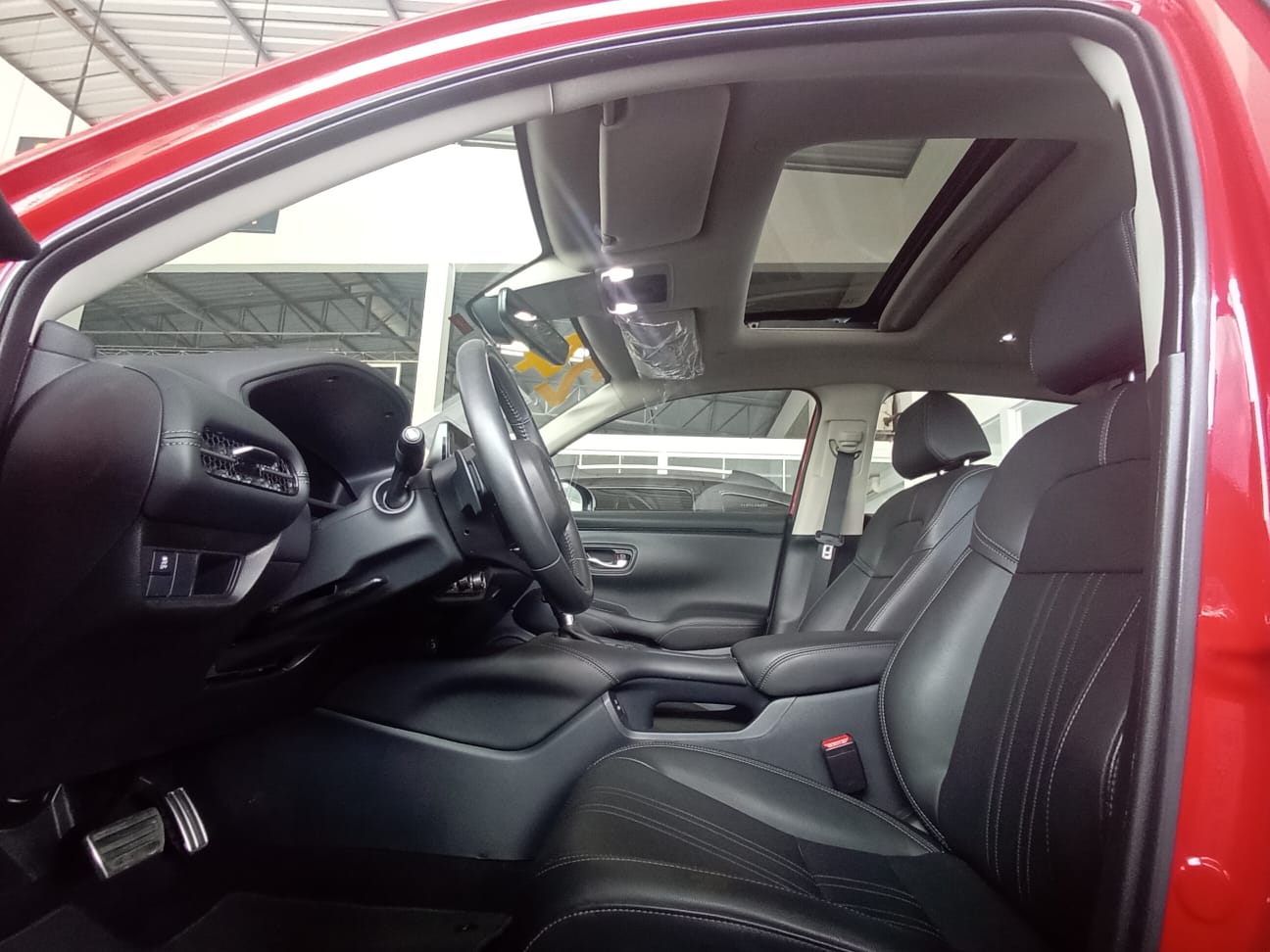 Honda-ZR-V-ZR-V Touring 2.0 16V 5p Aut.