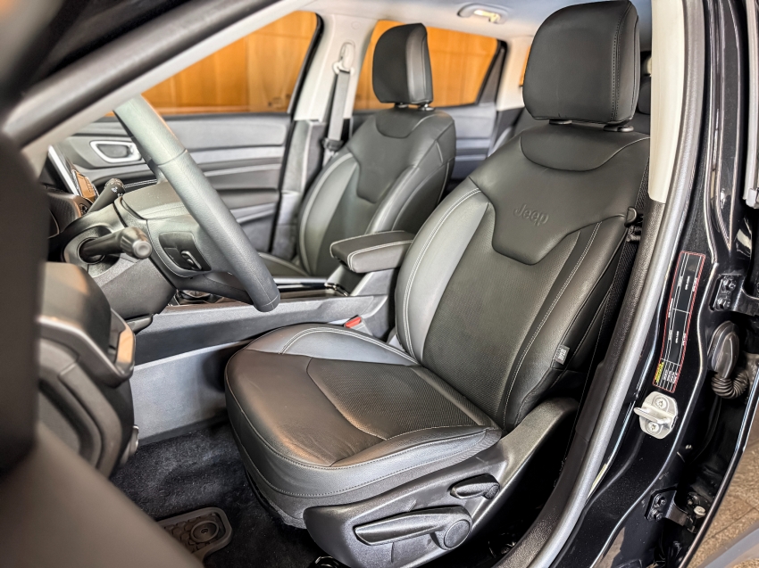 Jeep-COMPASS-1.3 T270 TURBO FLEX SPORT AT6