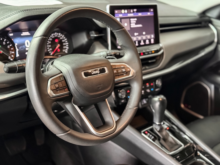 Jeep-COMPASS-1.3 T270 TURBO FLEX LONGITUDE AT6