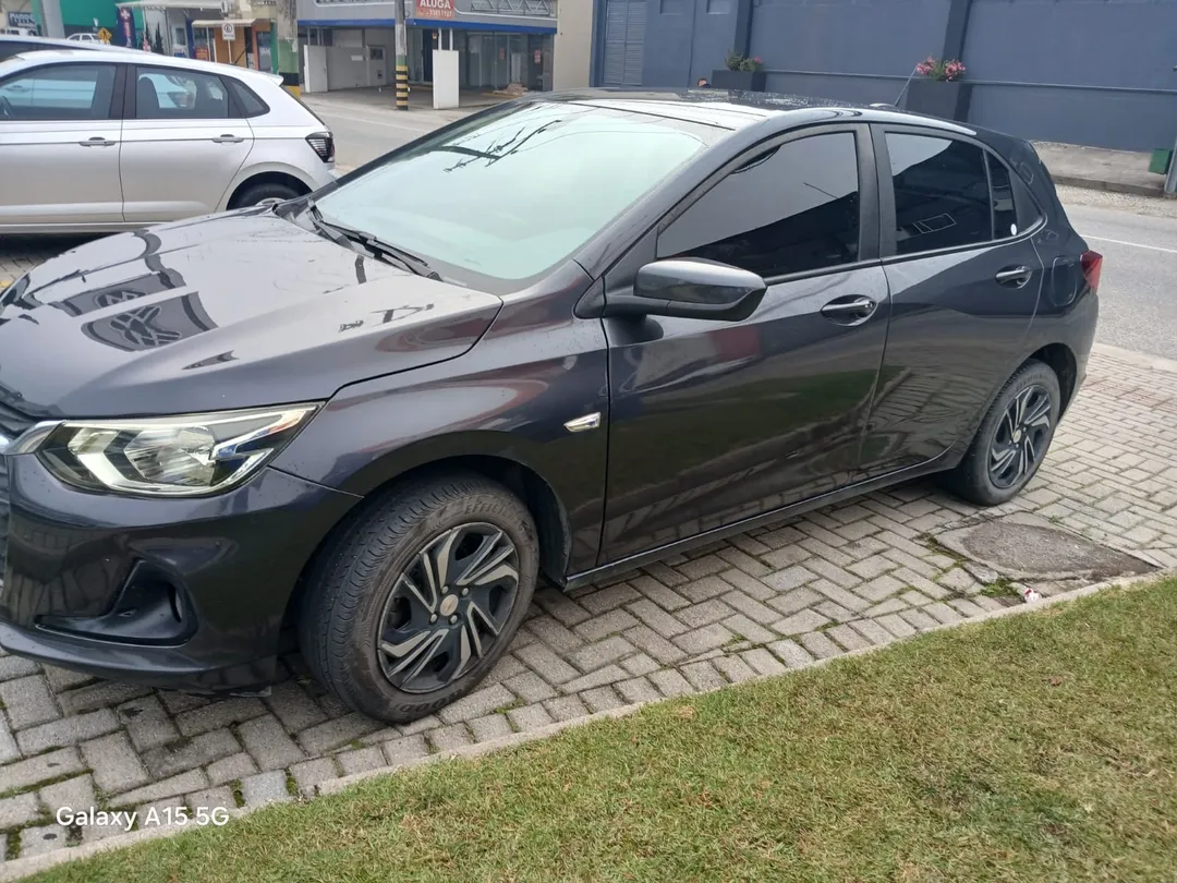 ONIX HATCH LT 1.0 12V Flex 5p Mec.