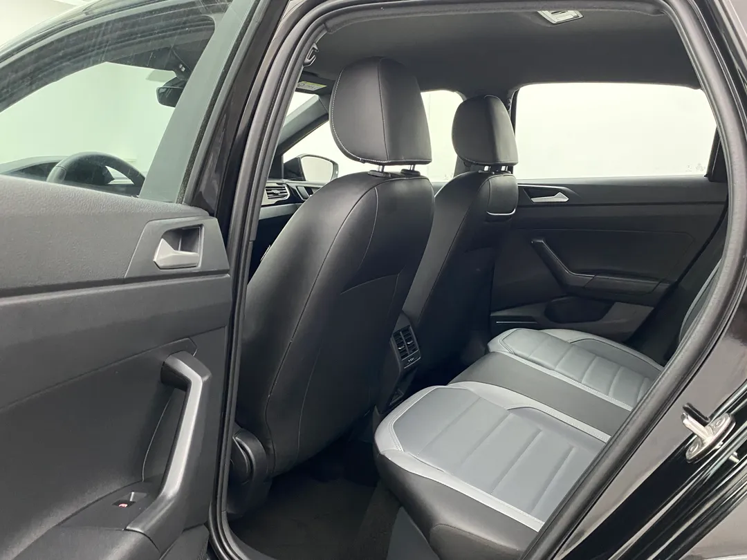 Volkswagen-Nivus-Nivus Highline 1.0 200 TSI Flex Aut.