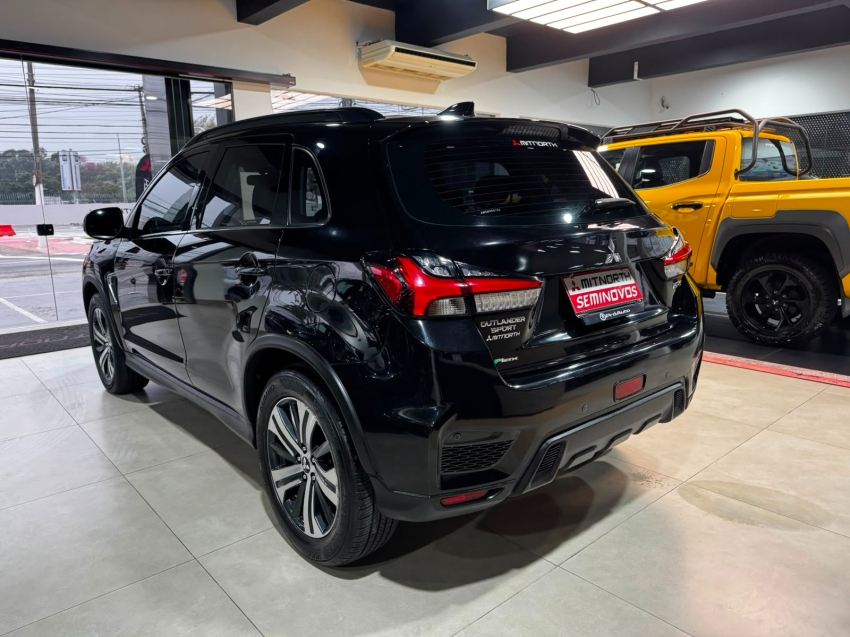 Mitsubishi-OUTLANDER SPORT-2.0 MIVEC FLEX HPE AUTOMÁTICO