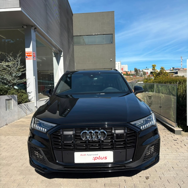 Audi-Q7-3.0 55 TFSI GASOLINA PERFORMANCE BLACK QUATTRO TIPTRONIC