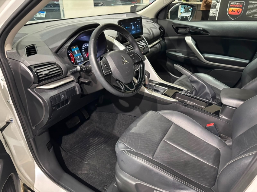 Mitsubishi-ECLIPSE CROSS-1.5 MIVEC TURBO GASOLINA RUSH CVT