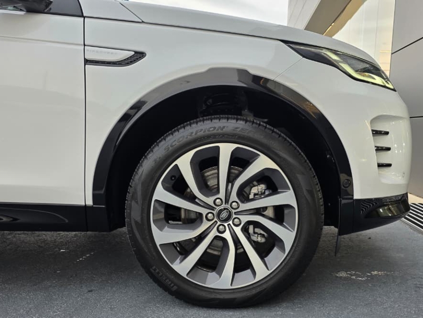 Land Rover-DISCOVERY SPORT-2.0 P250 TURBO FLEX R-DYNAMIC SE AUTOMÁTICO