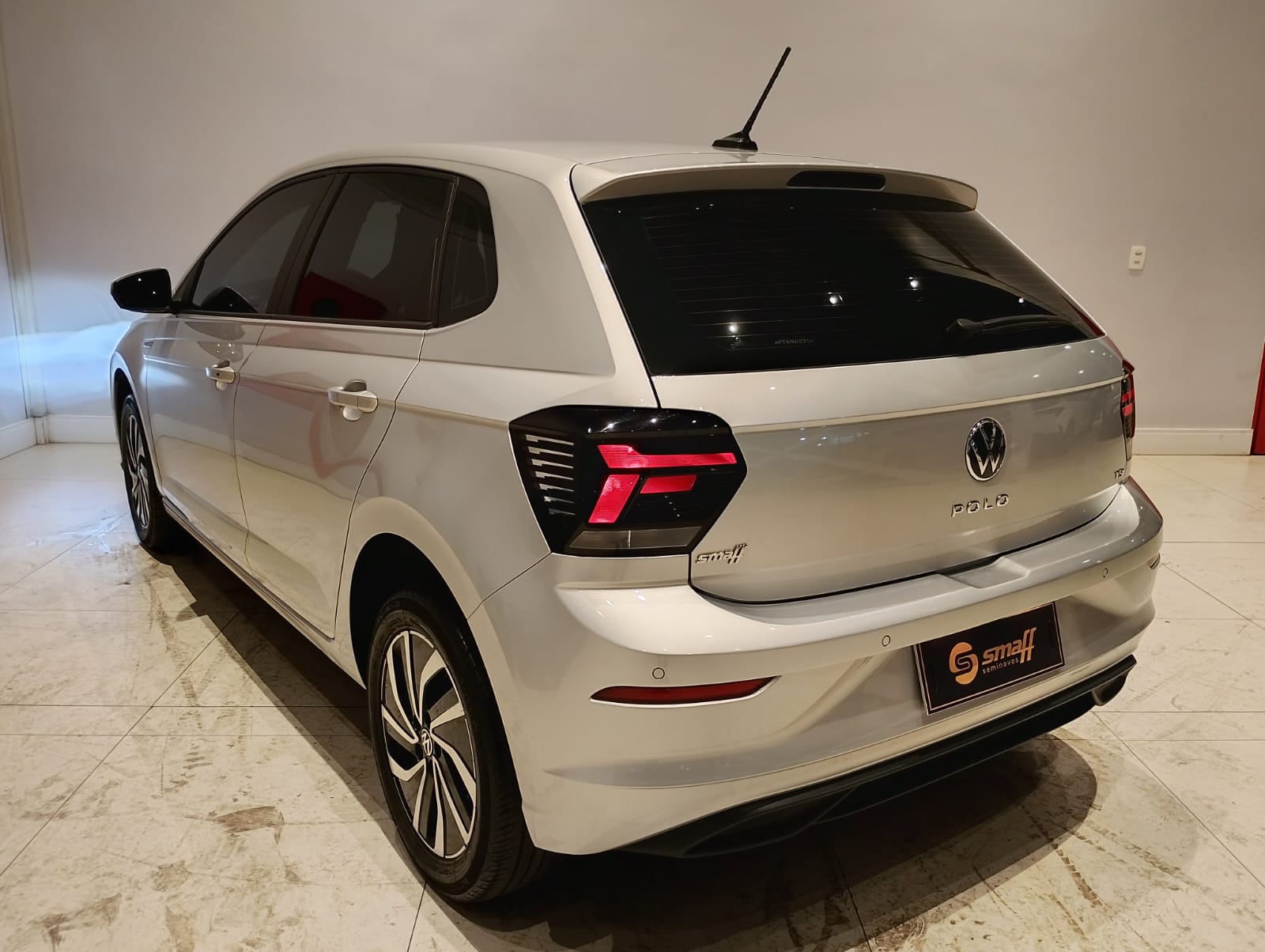 Volkswagen-Polo-Polo Highline 200 TSI 1.0 Flex 12V Aut.