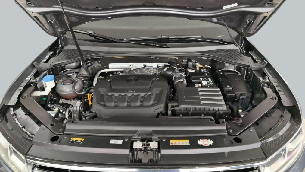 Volkswagen-TIGUAN-2.0 300 TSI GASOLINA ALLSPACE R-LINE AUTOMÁTICO
