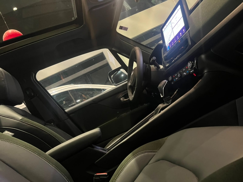Jeep-RENEGADE-1.3 T270 TURBO FLEX WILLYS 4x4 AT9