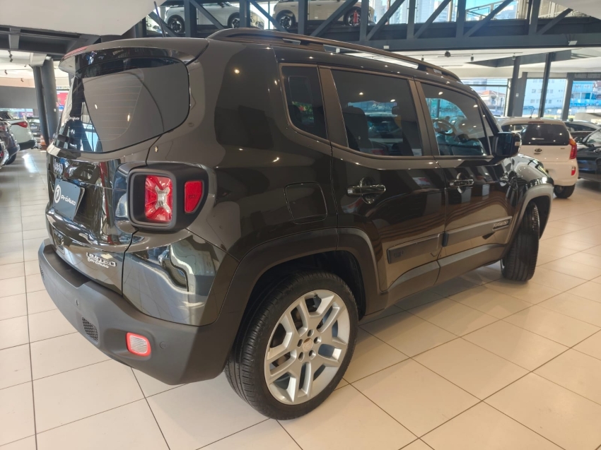 Jeep-RENEGADE-1.8 16V FLEX LONGITUDE 4P AUTOMÁTICO