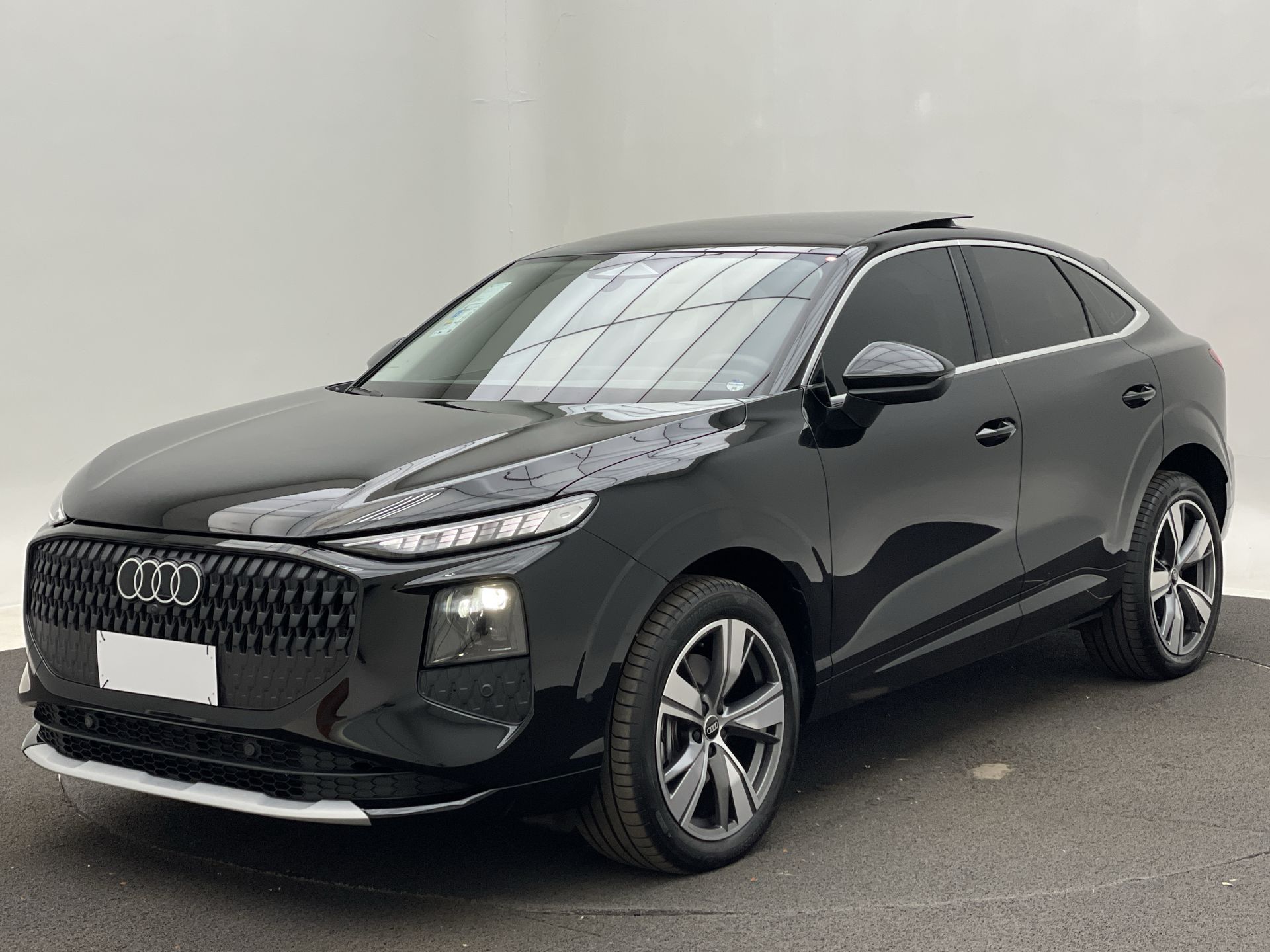 Audi Q3 Q3 SPB Launch Edition 2.0 TFSI Quattro S tronic 2026