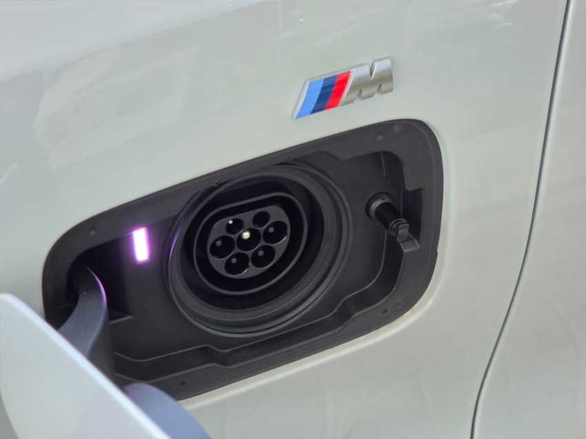 BMW 2.0 16V Turbo Híbrido M Sport Automático - foto 5