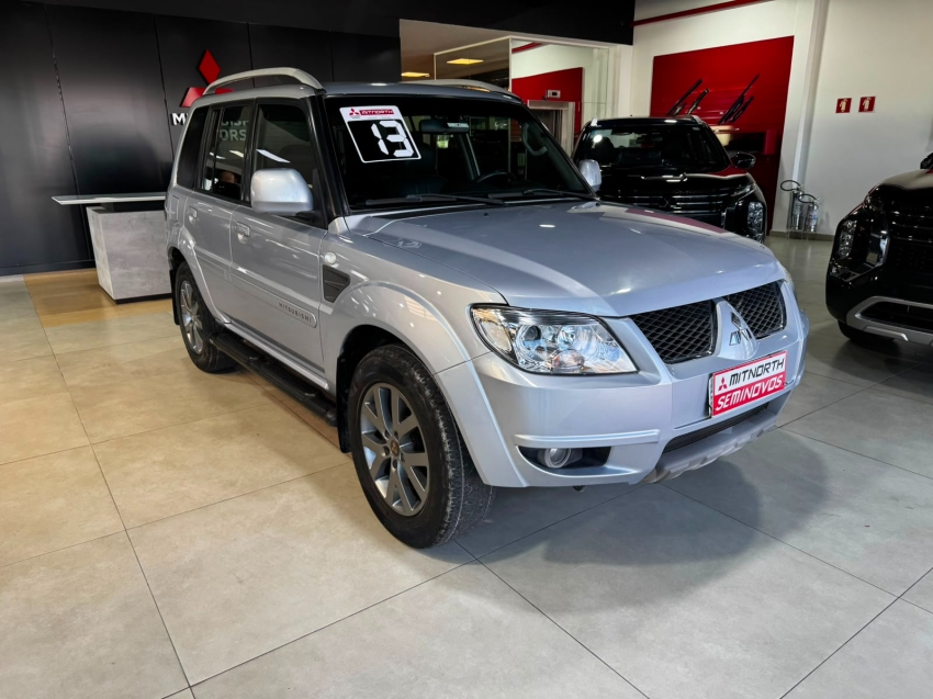 Mitsubishi 2.0 4X2 16V 140cv Flex 4P Automático - foto 3