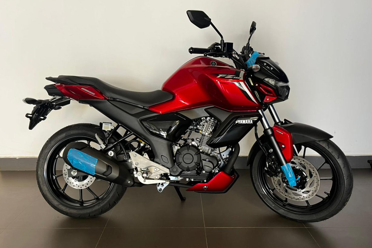 Fazer FZ15 ABS Connected