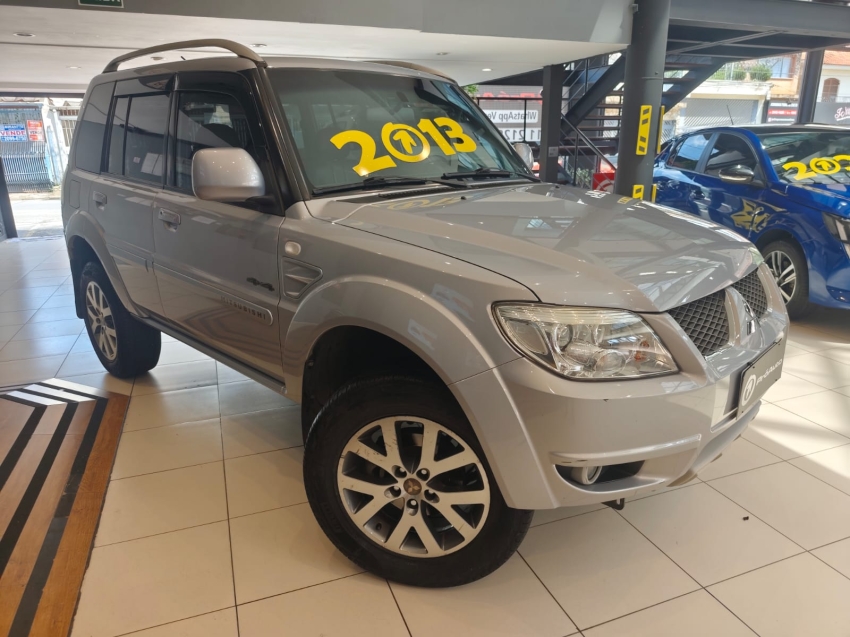 Mitsubishi 2.0 4X4 16V 140cv Flex 4P Automático - foto 3